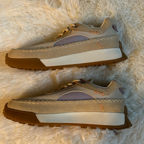 Sam Edelman Luann Platform Sneakers - Picture 6 of 11